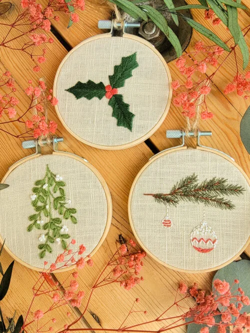 Kit Broderie Noël, suspensions déco