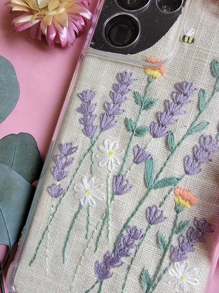 broderie coque de tel Broder des fleurs