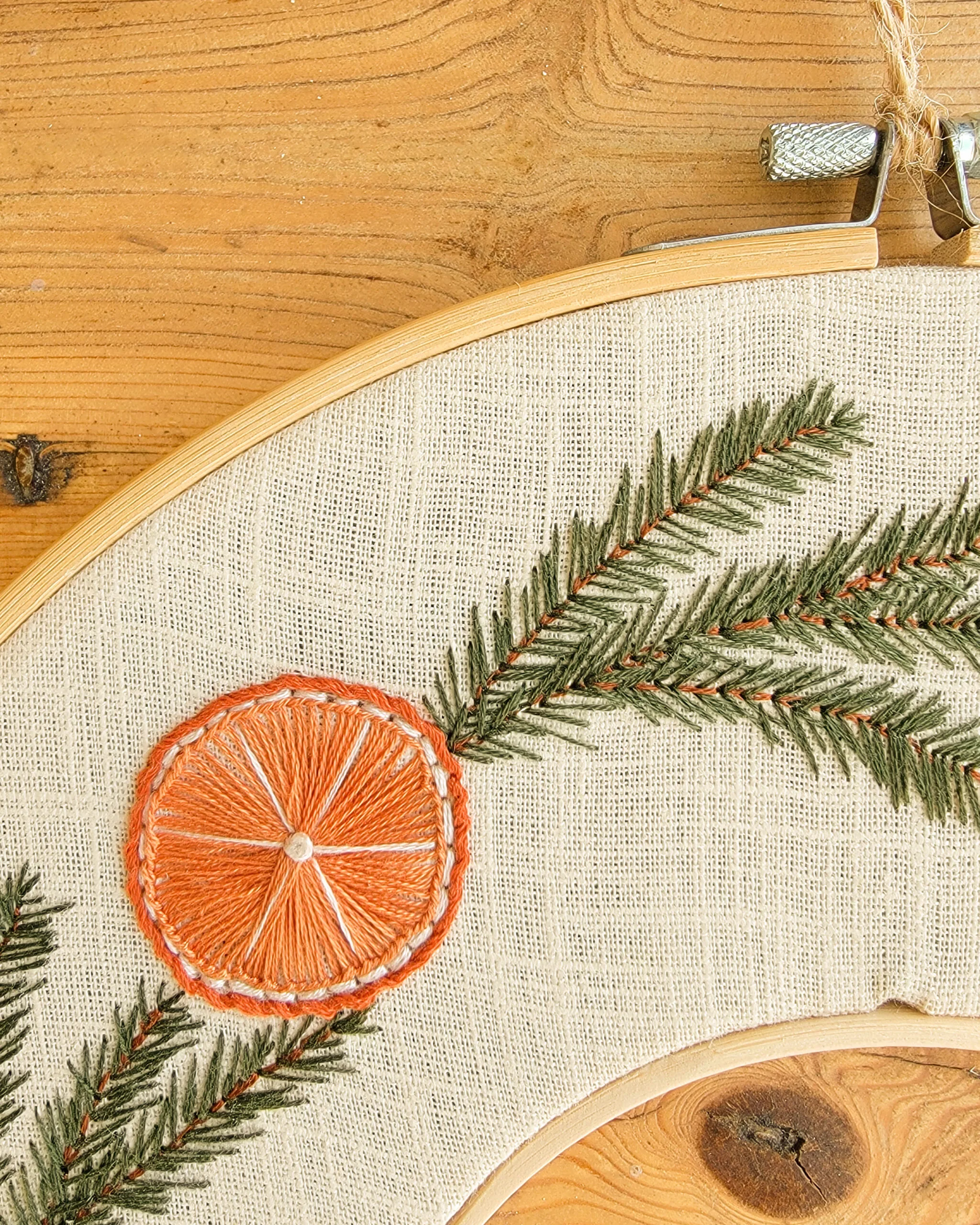 Kit Broderie Noël - "Ma couronne de Noël" – Image 3