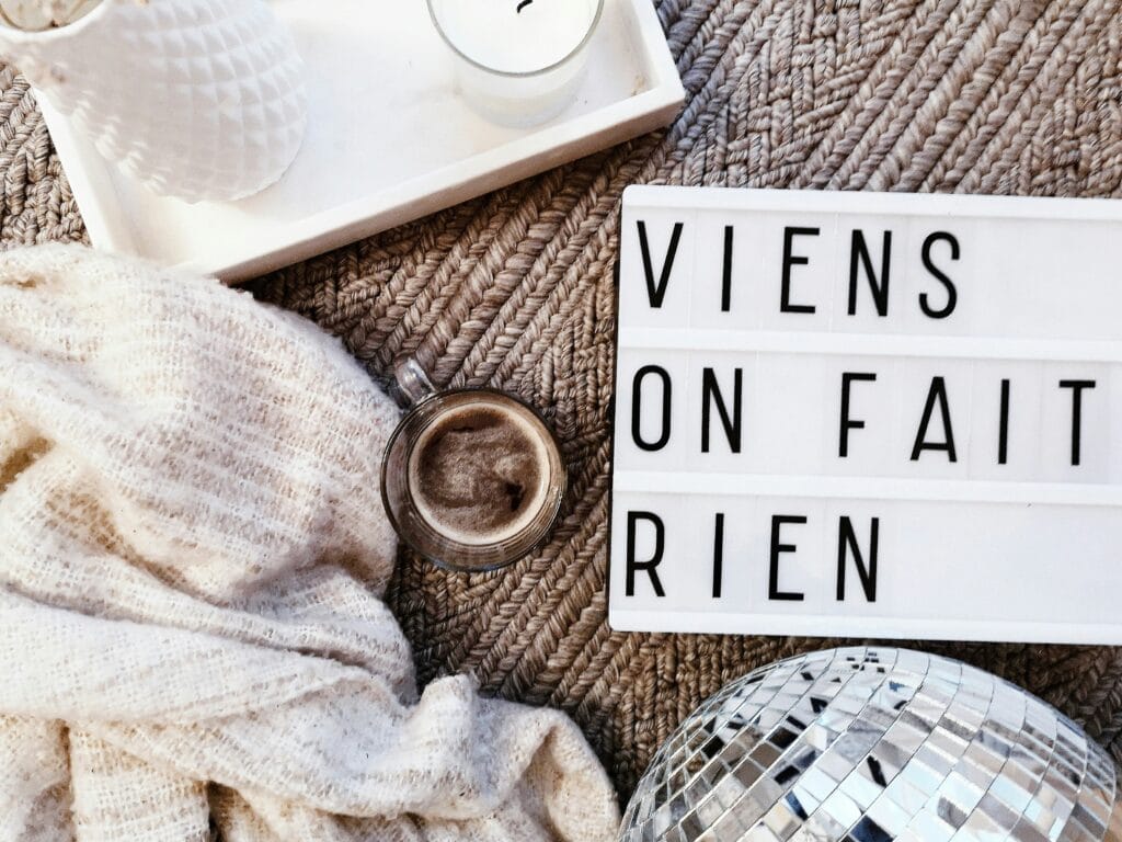 Viens on fait rien - bougie thé plaid